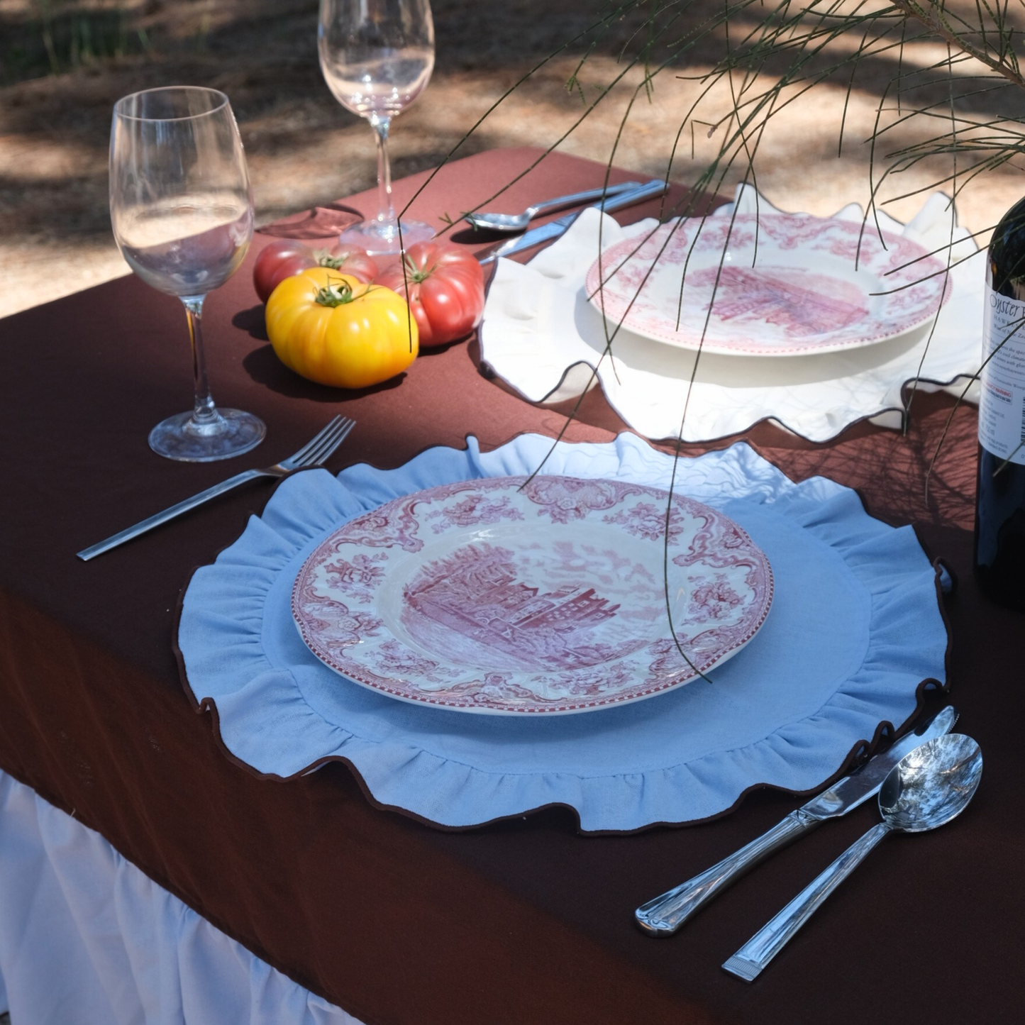 round ruffled placemat clear sky - set of 2