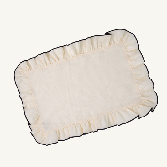 ruffled placemat ivory - set of 2
