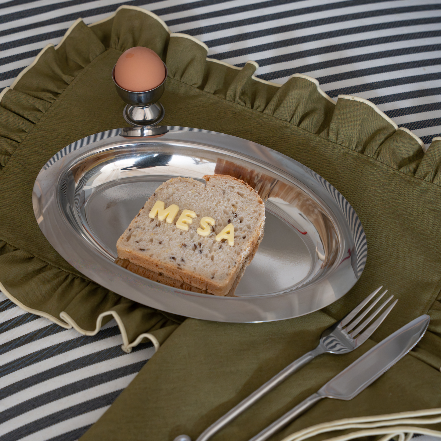 ruffled placemat olive green - set of 2
